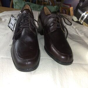 Blondo Oxfords TWO PAIR (1) (BROWN NWT) and (1) BLACK Both Size 8M